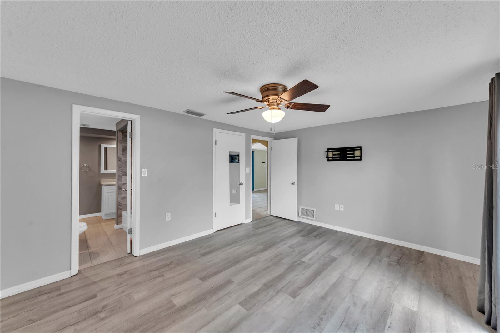 3401 SUPREME DR, HOLIDAY, FL, 34691