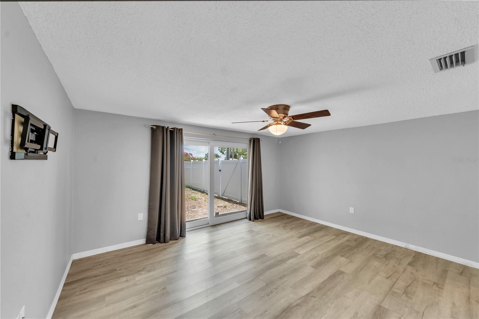3401 SUPREME DR, HOLIDAY, FL, 34691