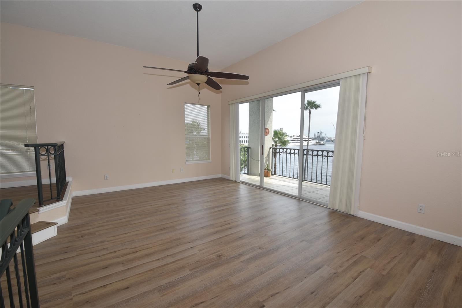 702 CORAL REEF DR #702, TAMPA, FL, 33602