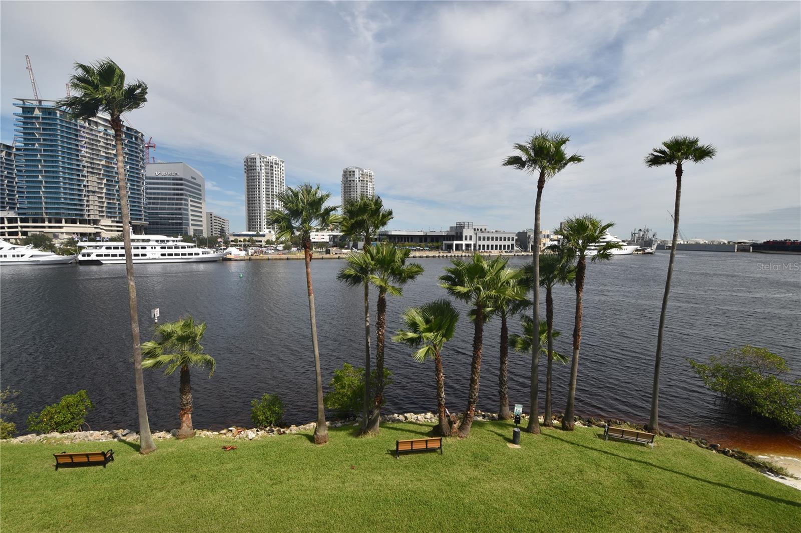 702 CORAL REEF DR #702, TAMPA, FL, 33602