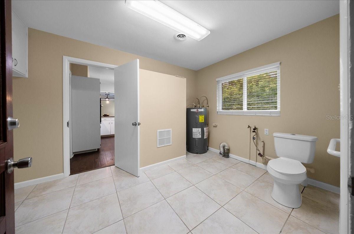 2333 E FORT KING ST, OCALA, FL, 34471