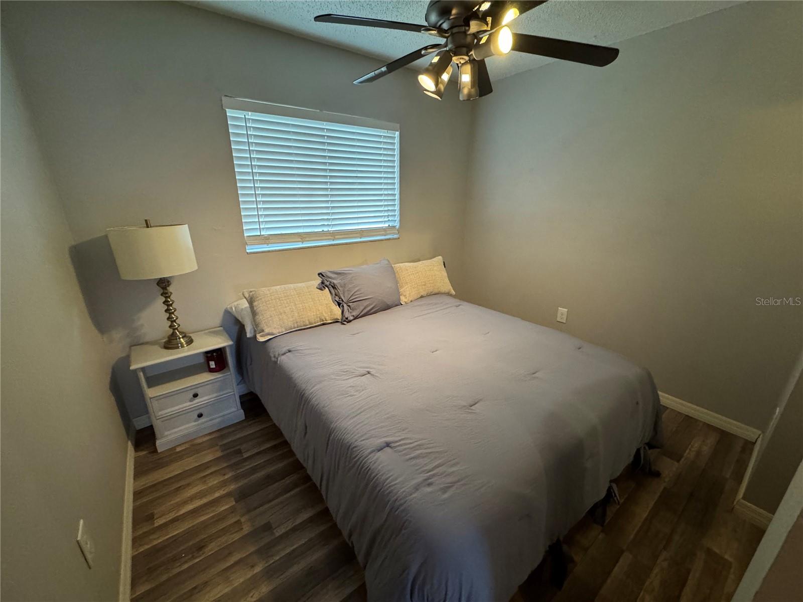 2751 72ND AVENUE DR E, SARASOTA, FL, 34243