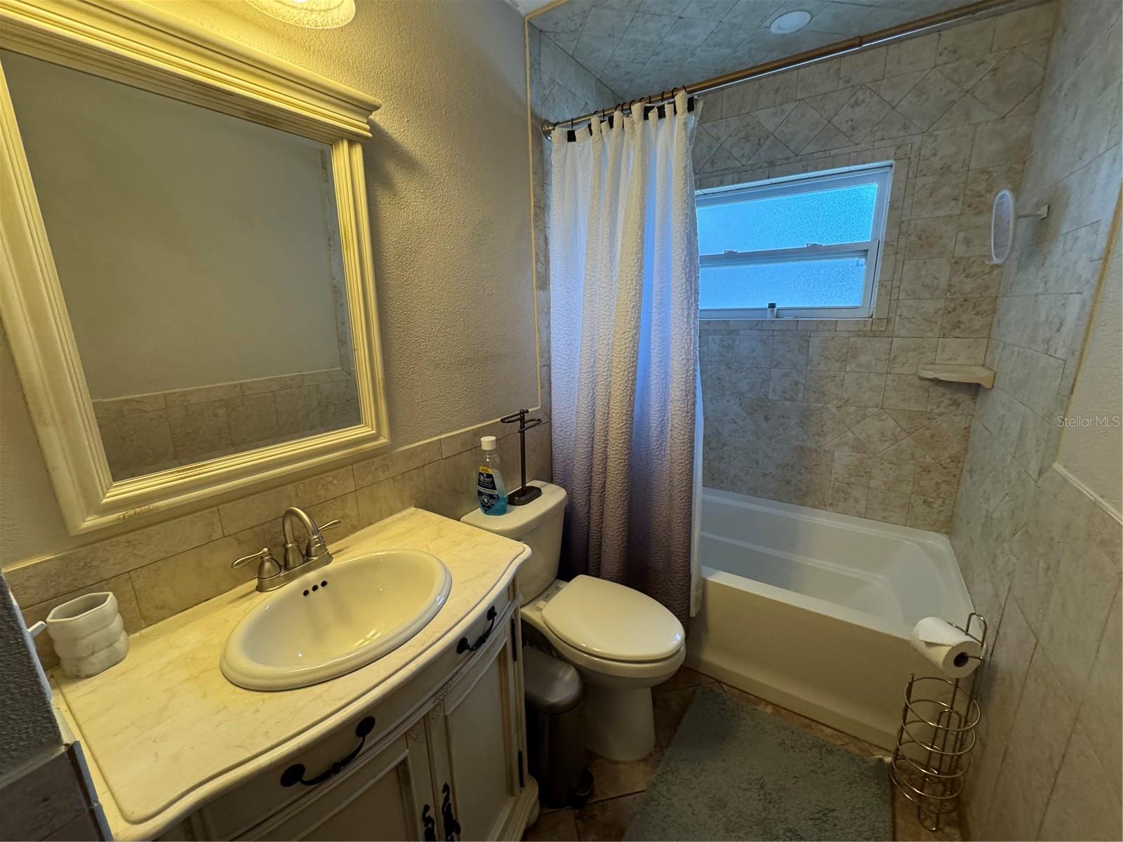 2751 72ND AVENUE DR E, SARASOTA, FL, 34243