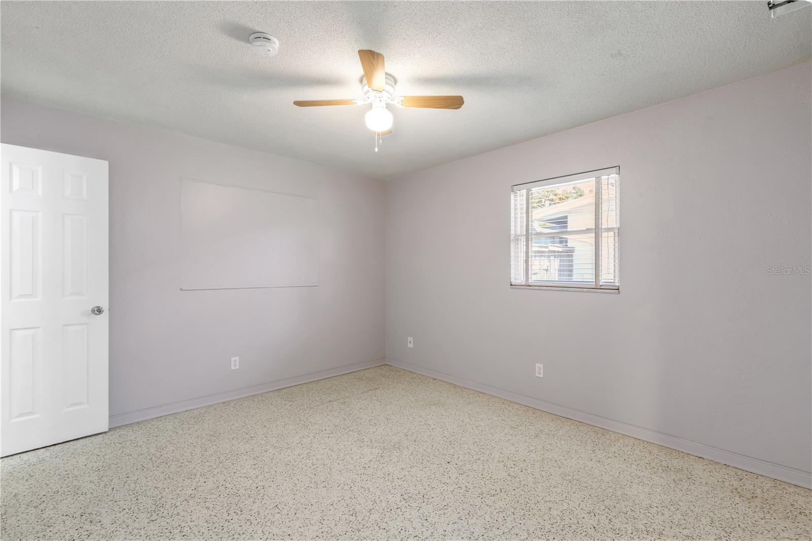 592 BROOK CIR, SOUTH DAYTONA, FL, 32119
