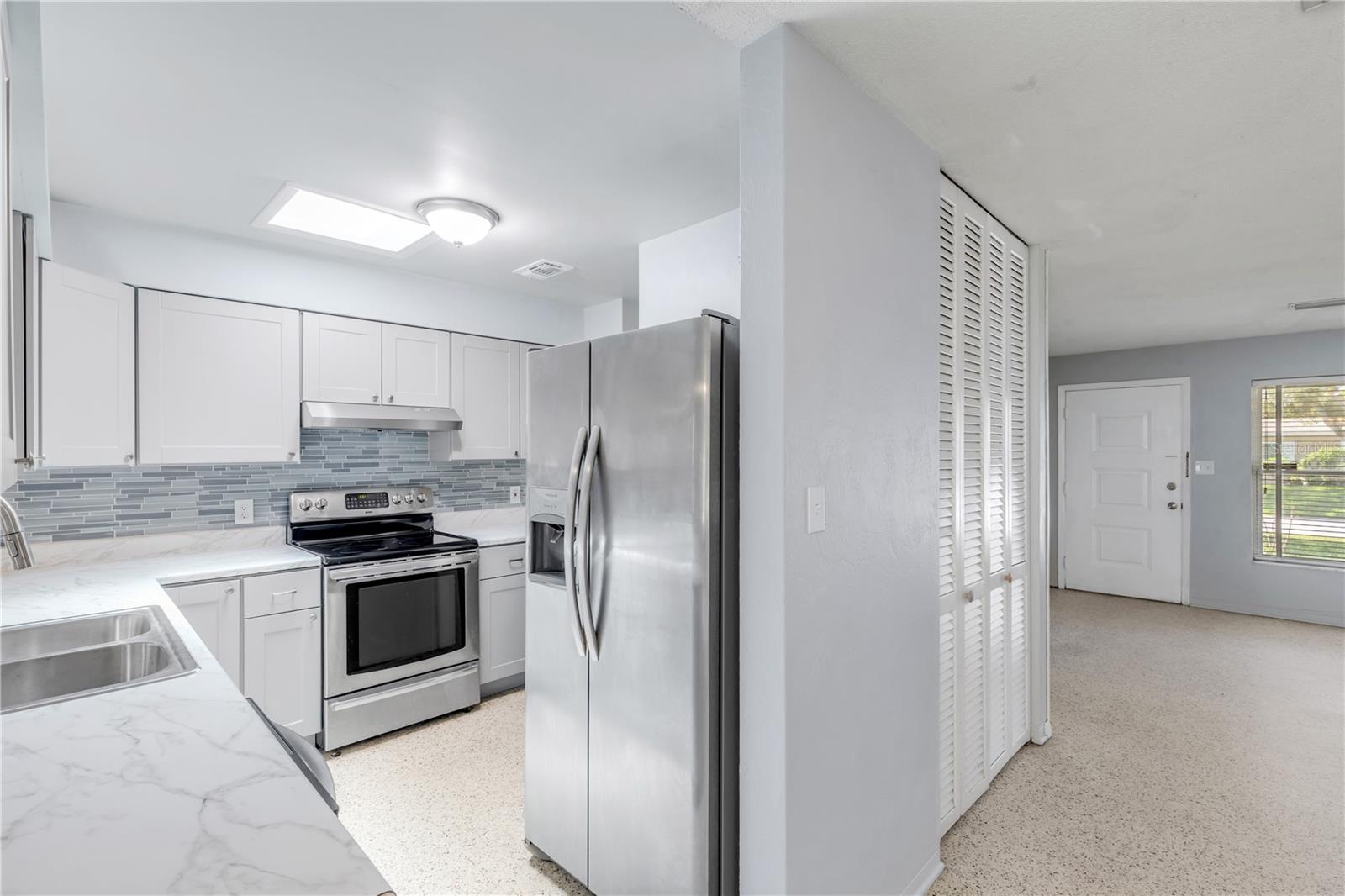 592 BROOK CIR, SOUTH DAYTONA, FL, 32119
