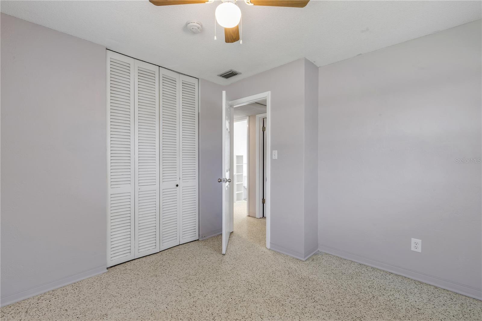 592 BROOK CIR, SOUTH DAYTONA, FL, 32119