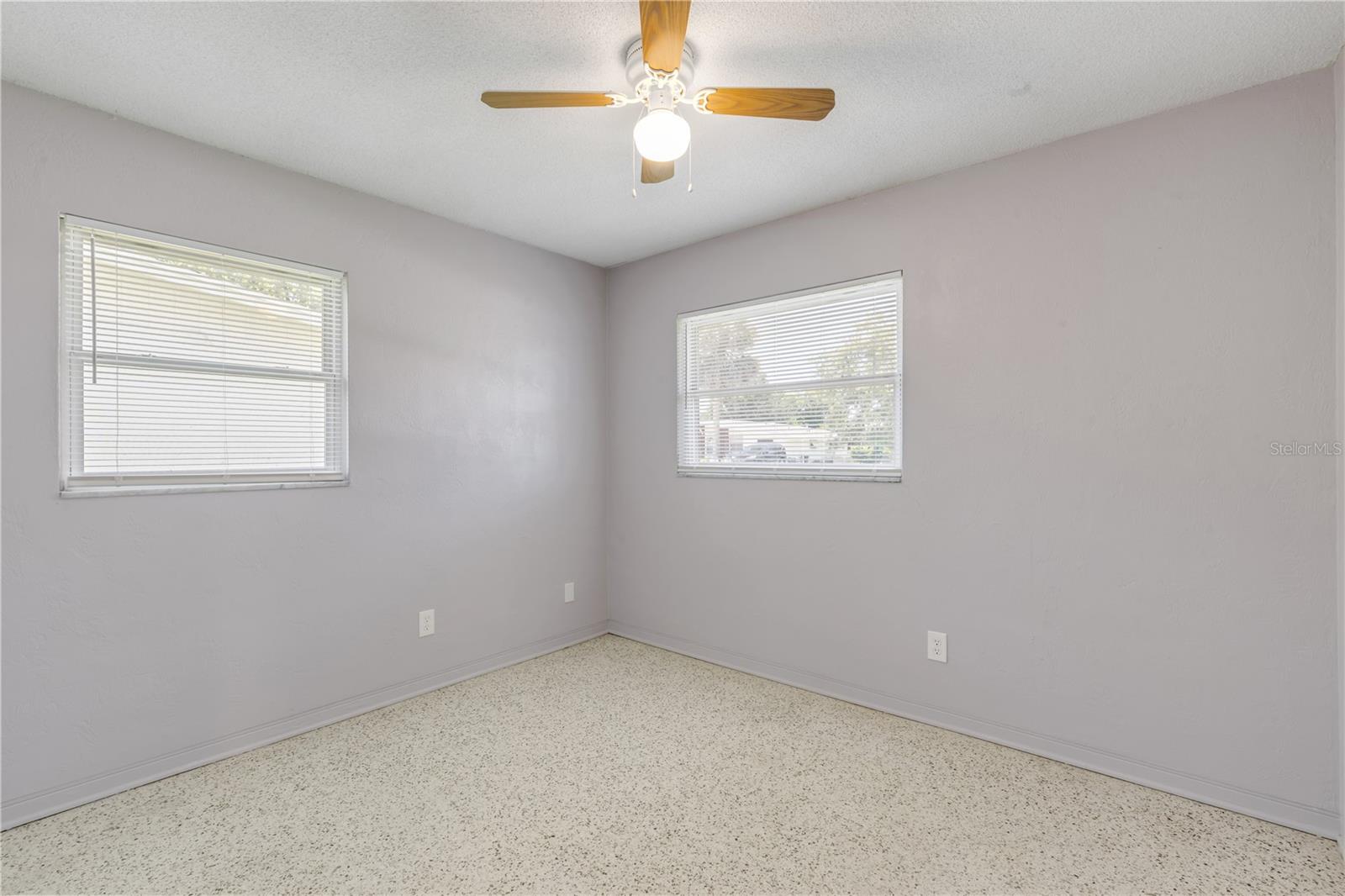592 BROOK CIR, SOUTH DAYTONA, FL, 32119