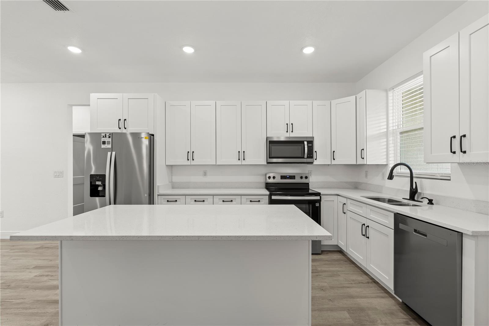2451 W 18TH ST, SANFORD, FL, 32771