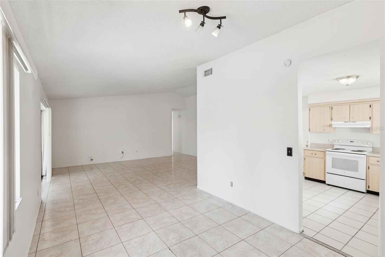 4711 WHITE WILLOW LN, ORLANDO, FL, 32808