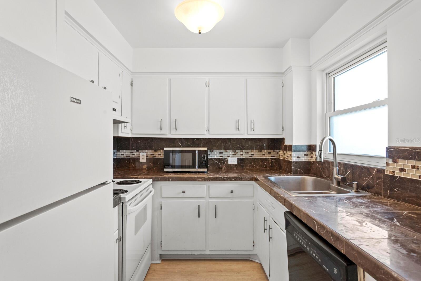 750 BURLINGTON AVE N #3C, ST PETERSBURG, FL, 33701