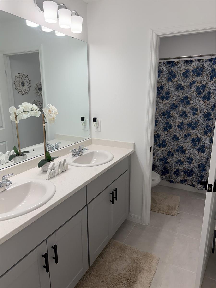1033 CALICO POINTE CIR, GROVELAND, FL, 34736