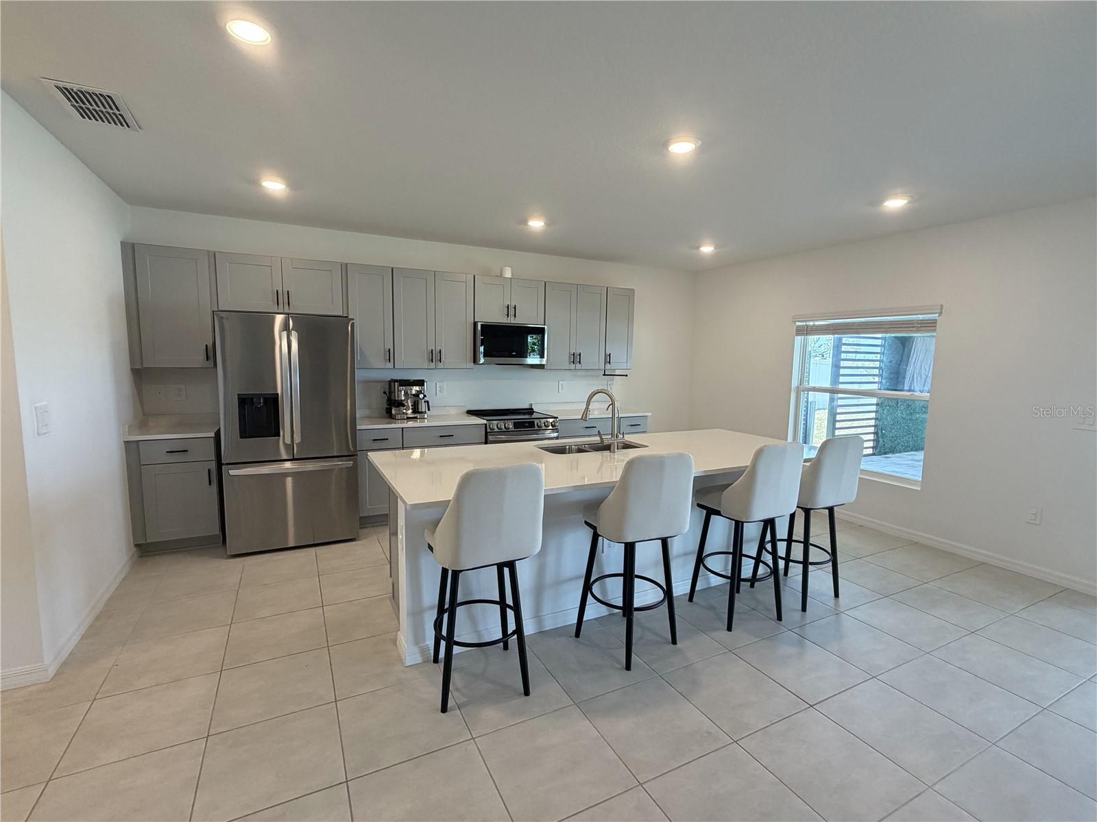1033 CALICO POINTE CIR, GROVELAND, FL, 34736