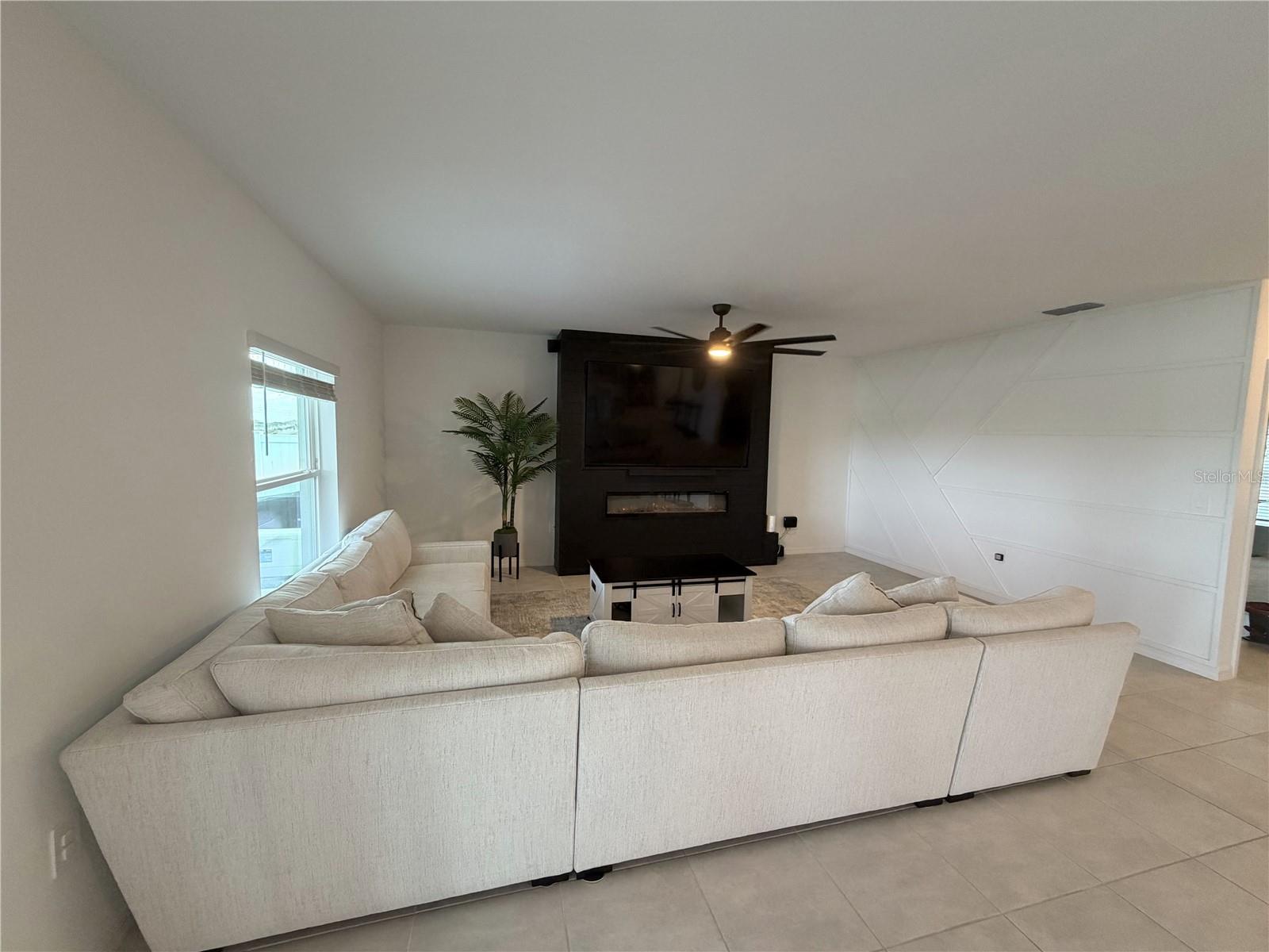 1033 CALICO POINTE CIR, GROVELAND, FL, 34736