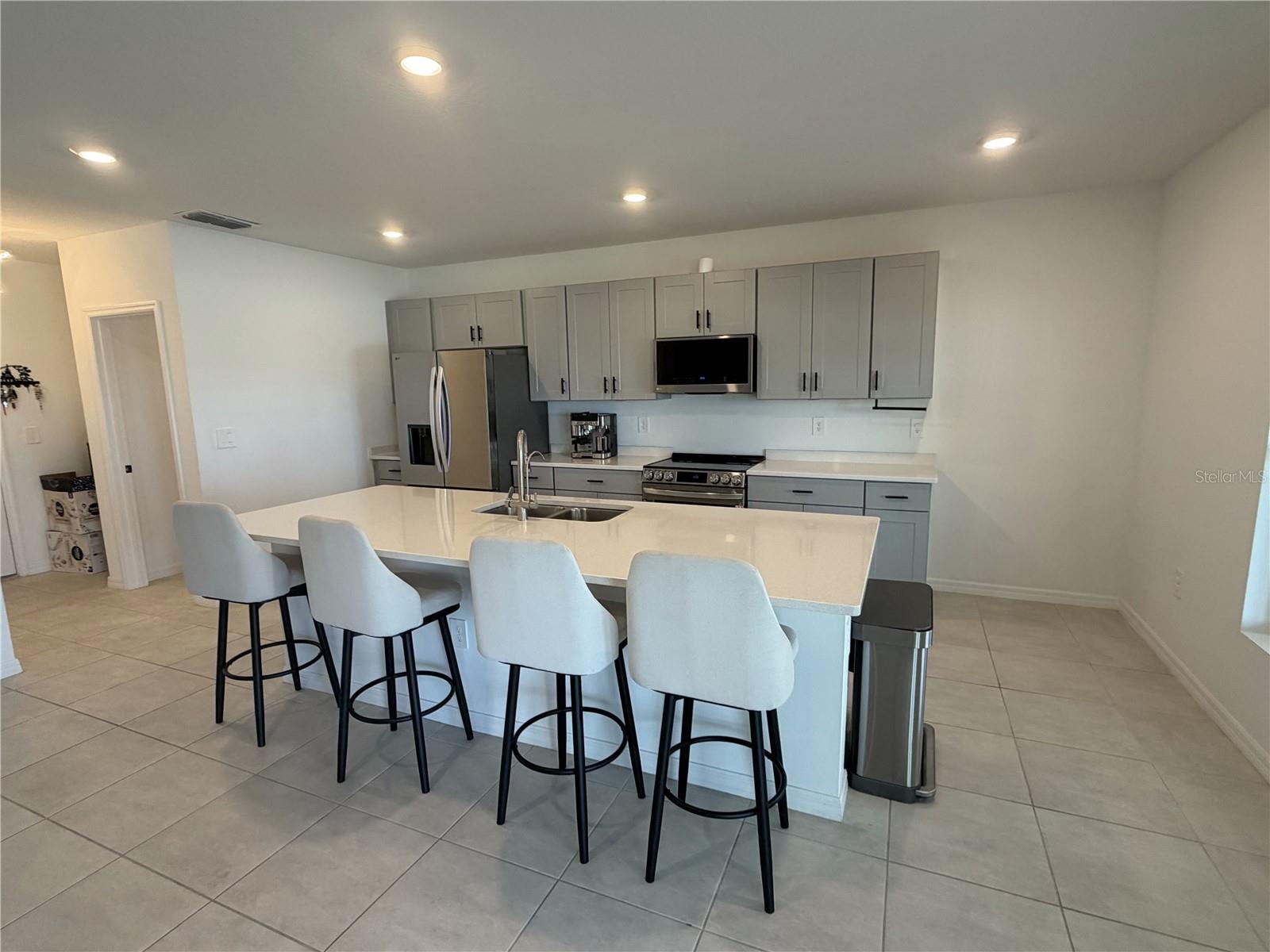 1033 CALICO POINTE CIR, GROVELAND, FL, 34736
