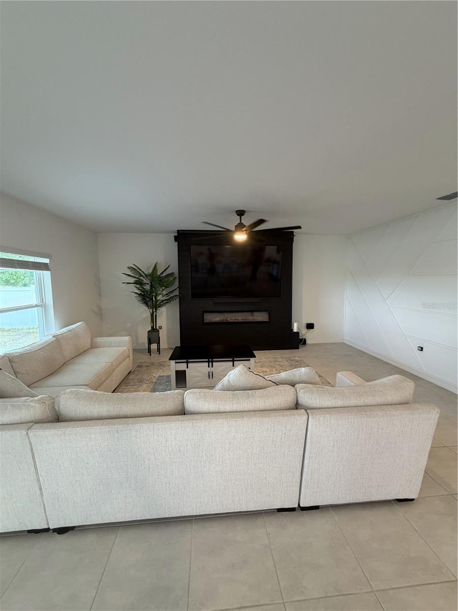1033 CALICO POINTE CIR, GROVELAND, FL, 34736