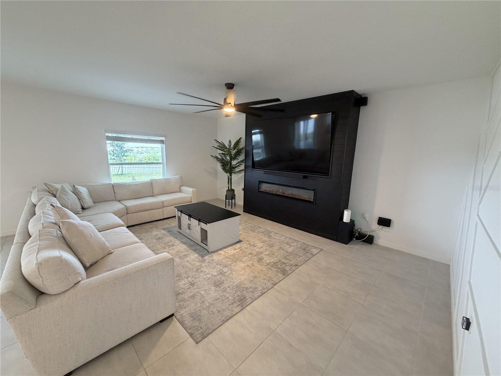 1033 CALICO POINTE CIR, GROVELAND, FL, 34736