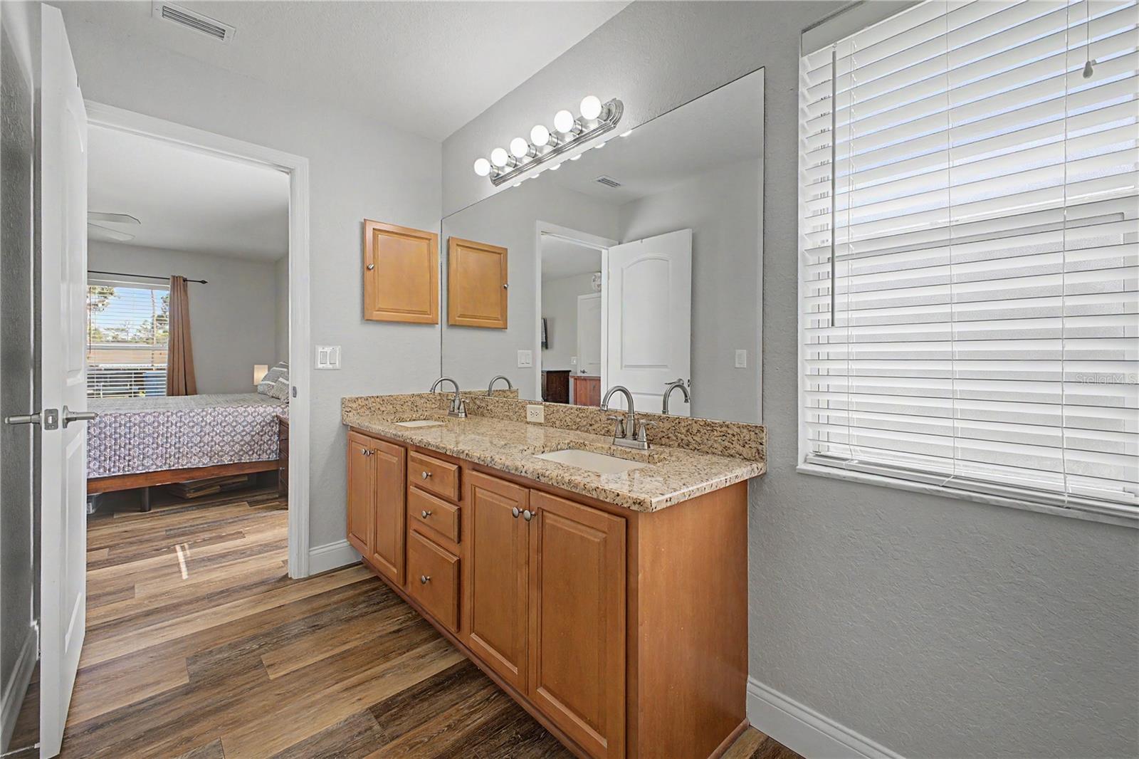 11213 FLOCK AVE, WEEKI WACHEE, FL, 34613