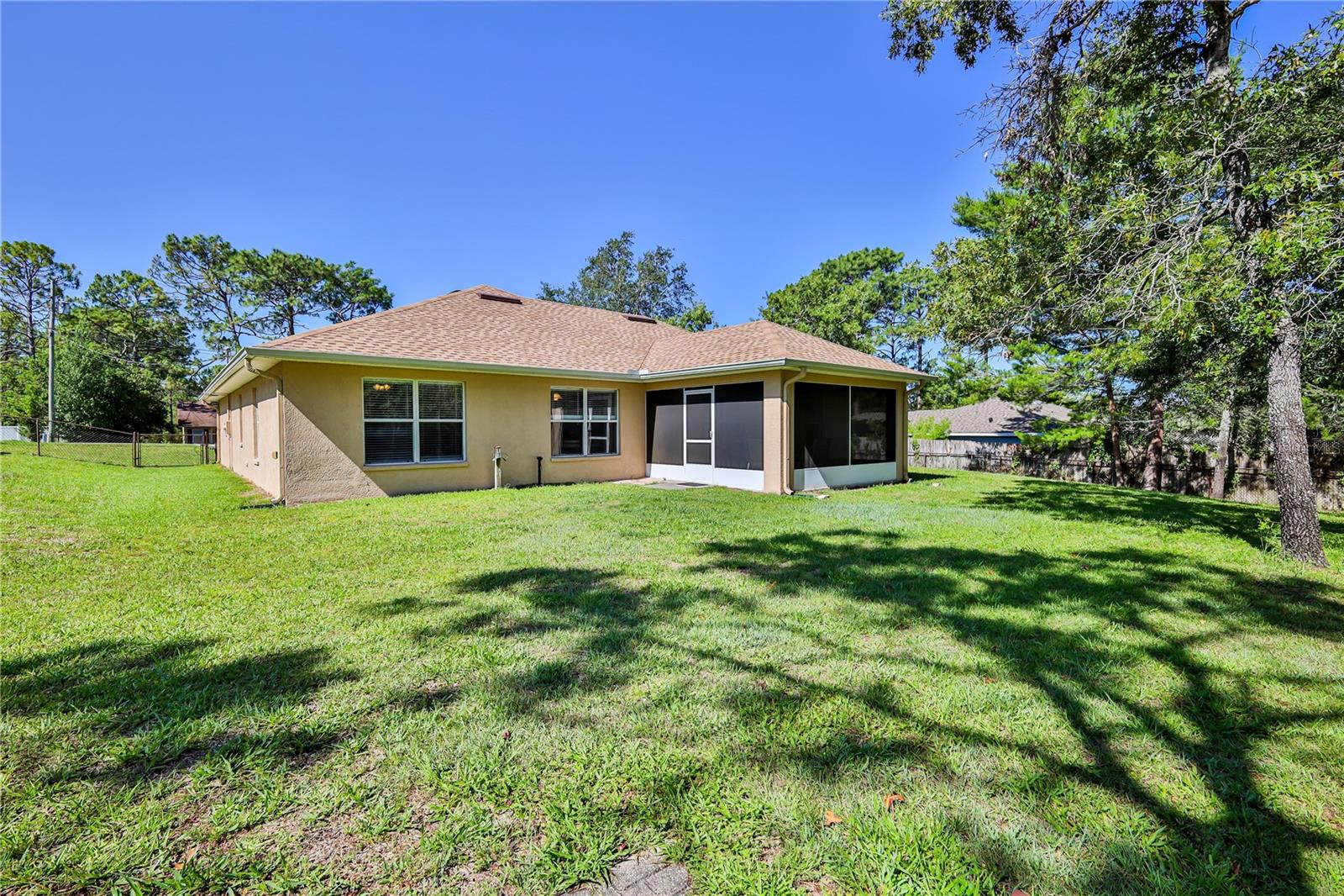 11213 FLOCK AVE, WEEKI WACHEE, FL, 34613