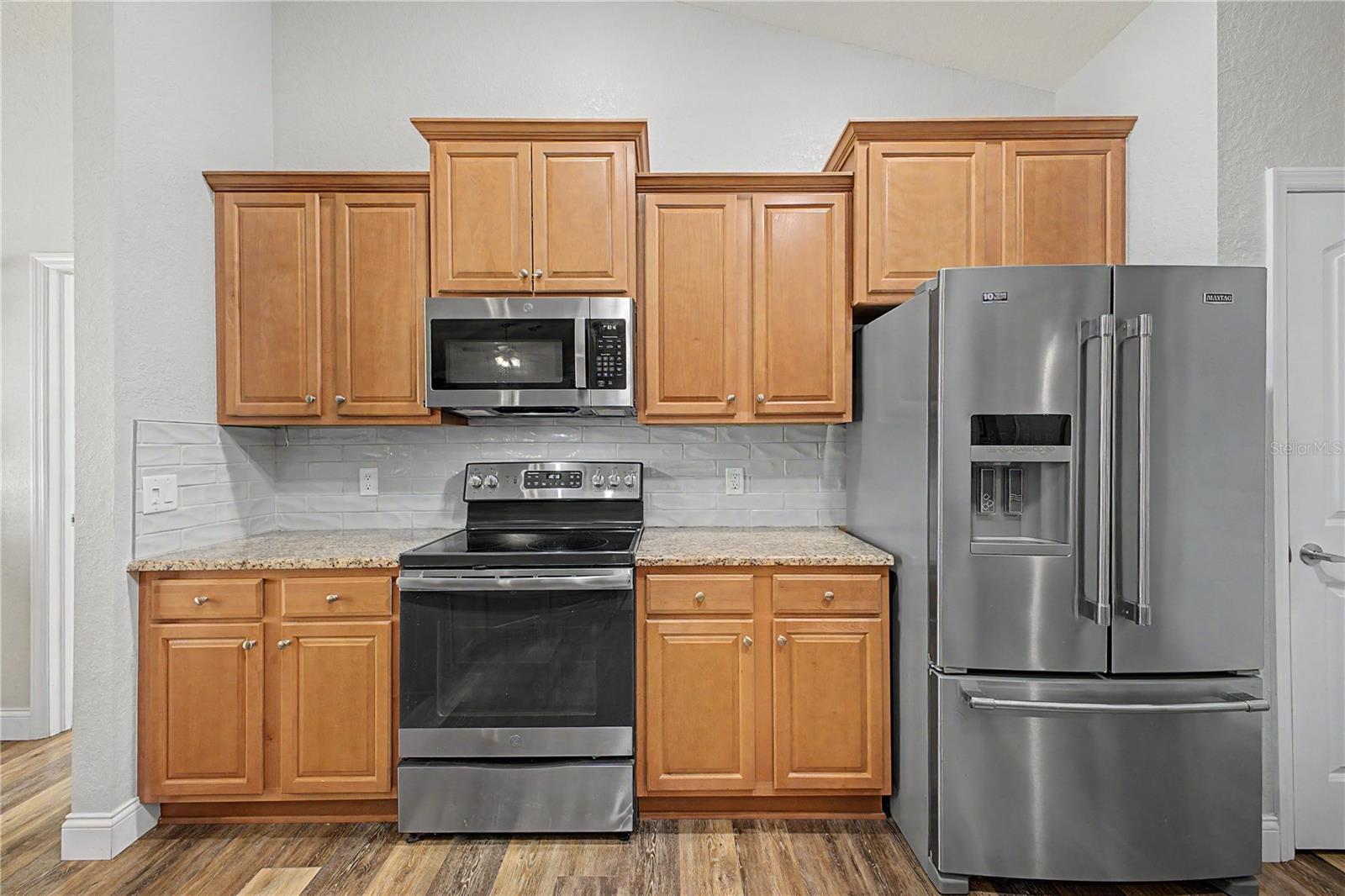 11213 FLOCK AVE, WEEKI WACHEE, FL, 34613