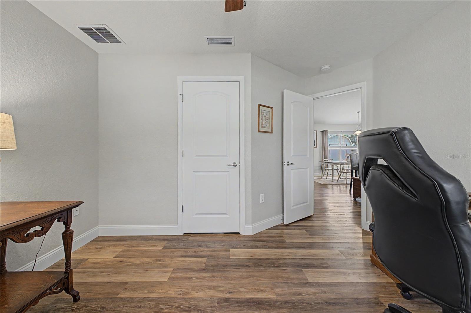 11213 FLOCK AVE, WEEKI WACHEE, FL, 34613