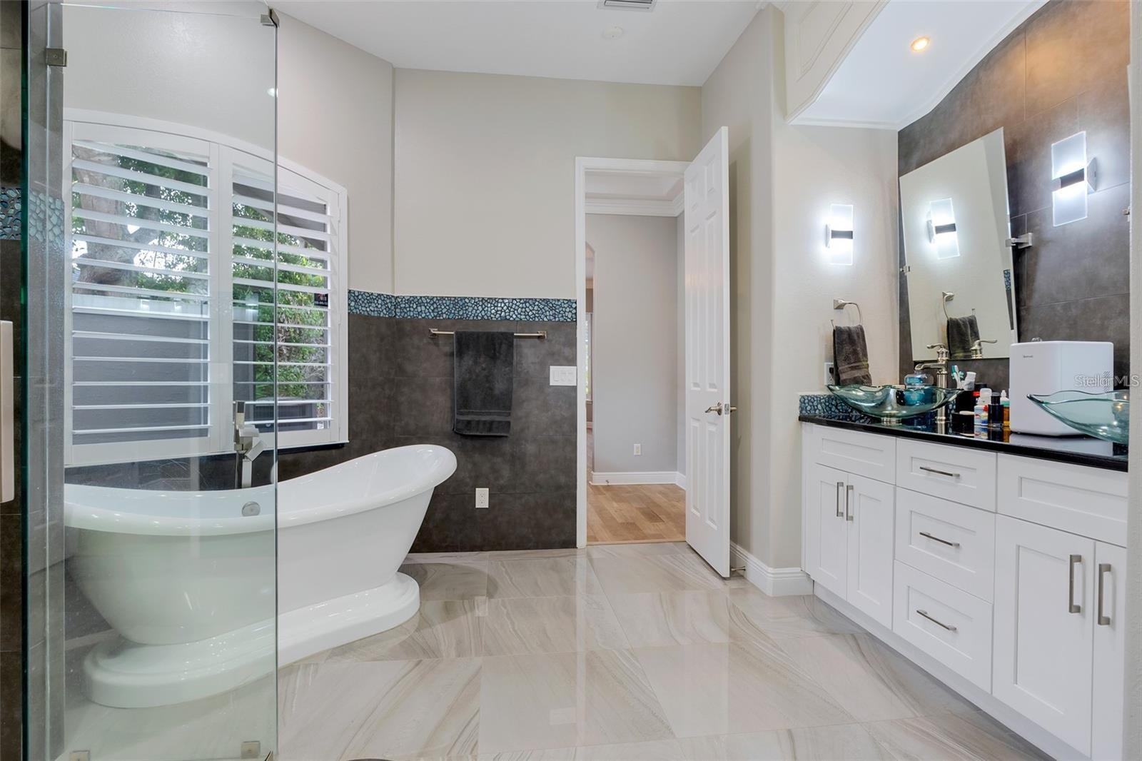 8629 GREAT COVE DR, ORLANDO, FL, 32819