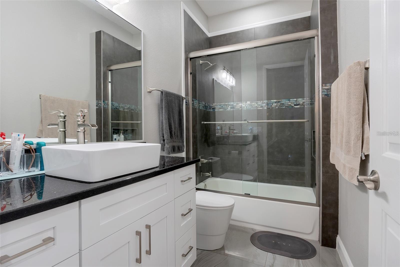 8629 GREAT COVE DR, ORLANDO, FL, 32819