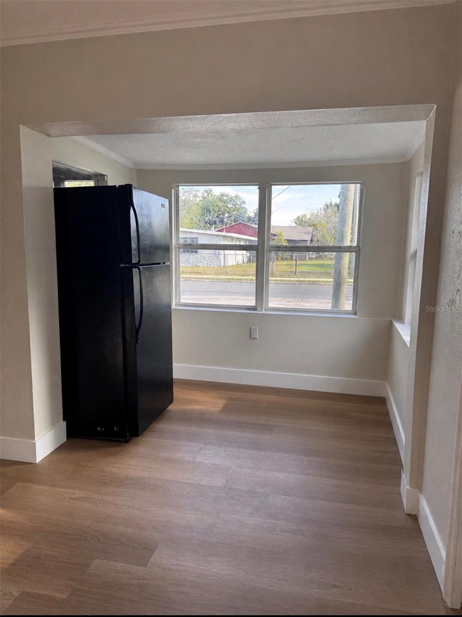 1204 W ALSOBROOK ST, PLANT CITY, FL, 33563