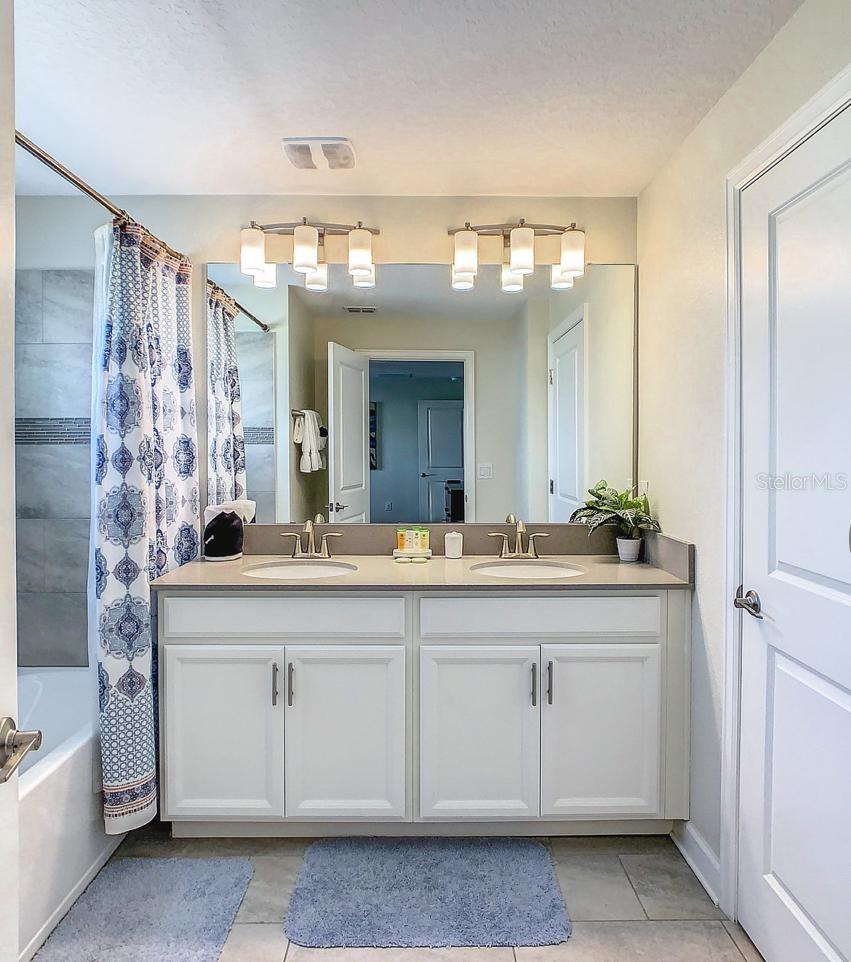 452 OCEAN COURSE AVE, DAVENPORT, FL, 33896
