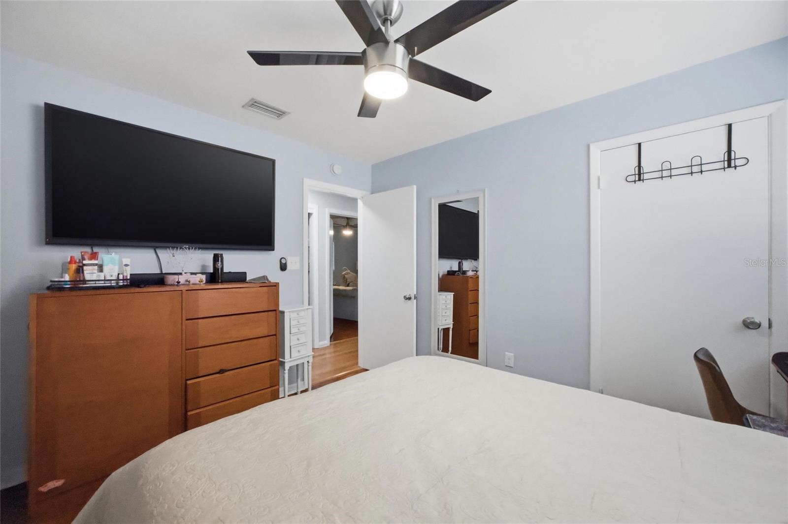 521 W LUTZ LAKE FERN RD, LUTZ, FL, 33548