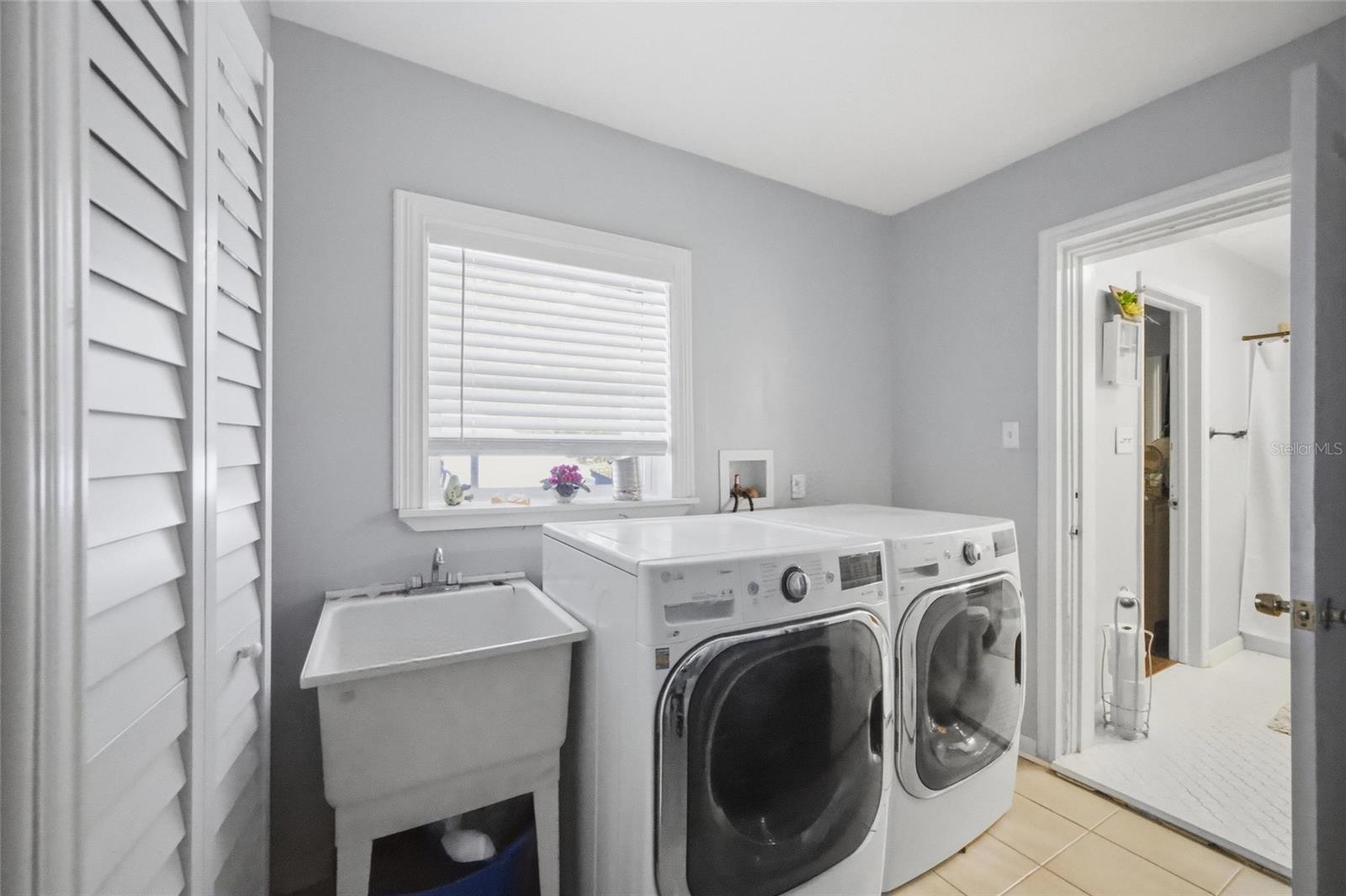 521 W LUTZ LAKE FERN RD, LUTZ, FL, 33548
