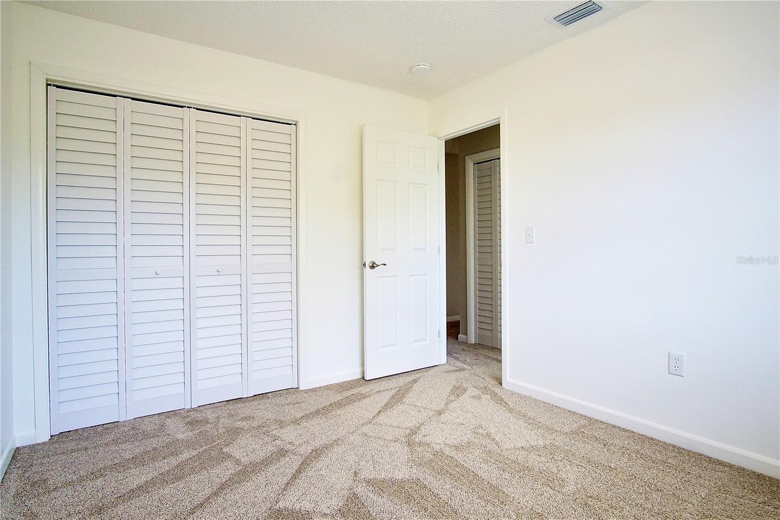 9908 N MYRTLE ST #A & B, TAMPA, FL, 33617