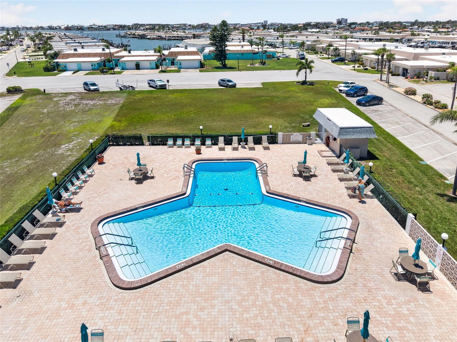 555 BOCA CIEGA POINT BLVD S #555, ST PETERSBURG, FL, 33708