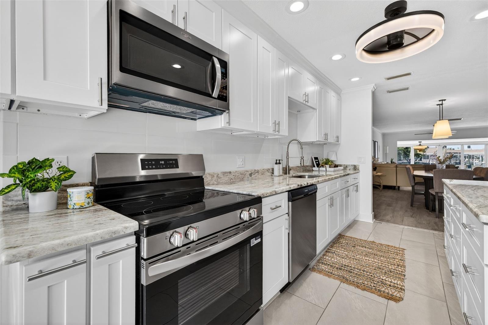 555 BOCA CIEGA POINT BLVD S #555, ST PETERSBURG, FL, 33708