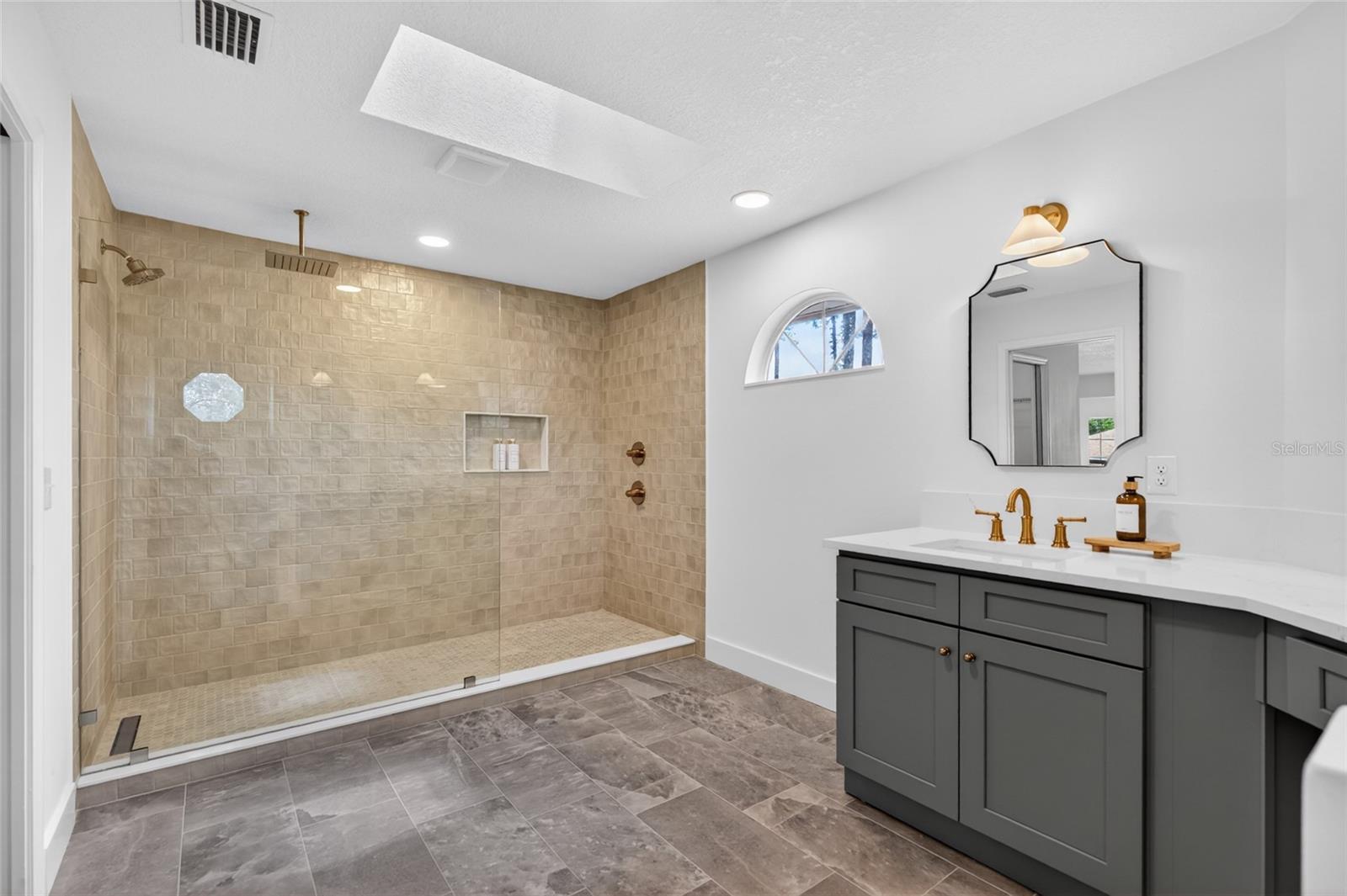 13 ELLSWORTH DR, PALM COAST, FL, 32164