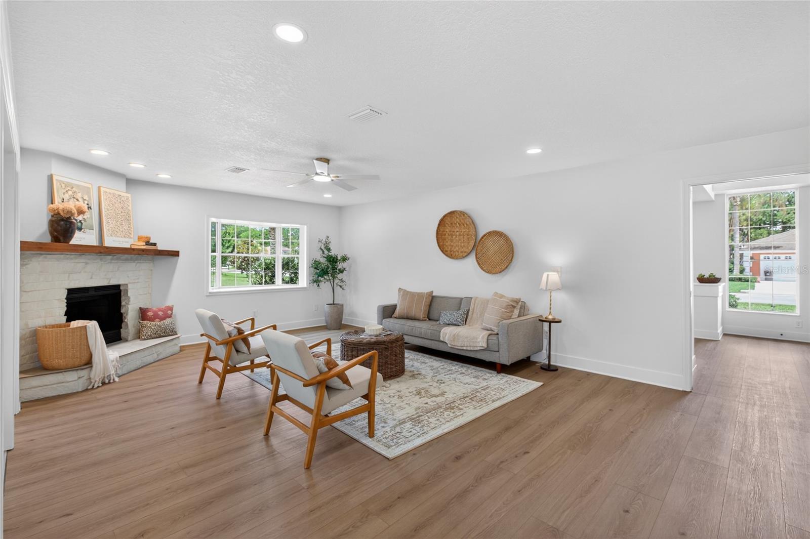13 ELLSWORTH DR, PALM COAST, FL, 32164