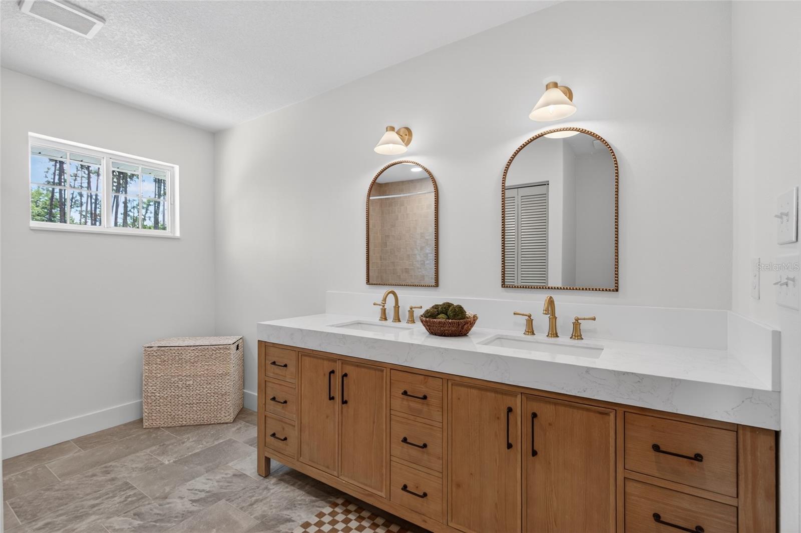13 ELLSWORTH DR, PALM COAST, FL, 32164