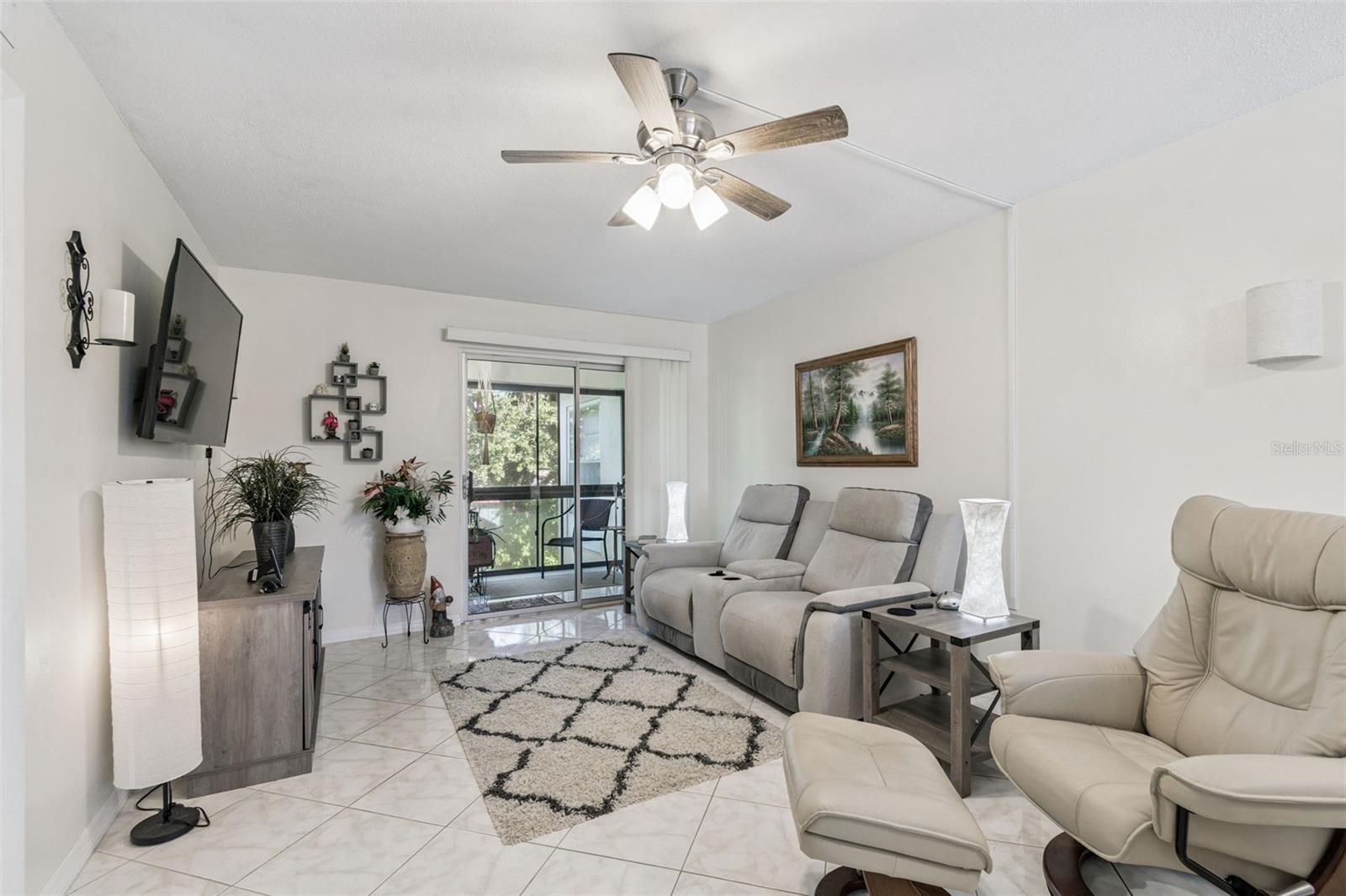 2750 E BAY DR #12B, LARGO, FL, 33771