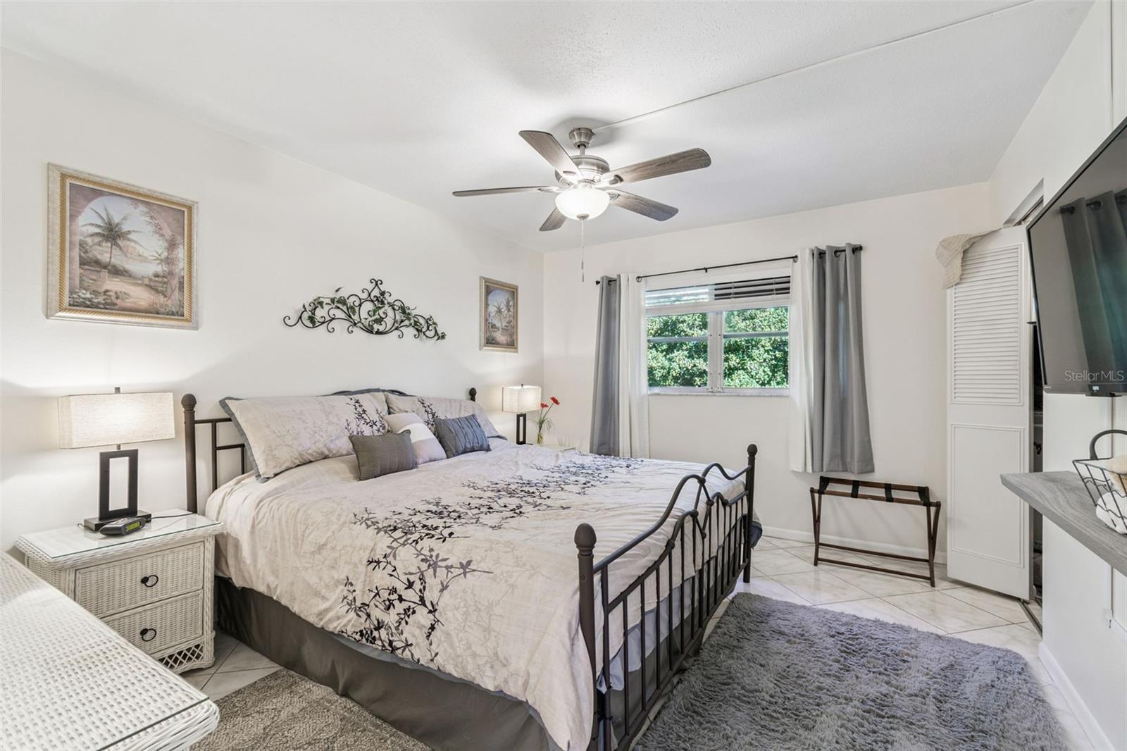 2750 E BAY DR #12B, LARGO, FL, 33771