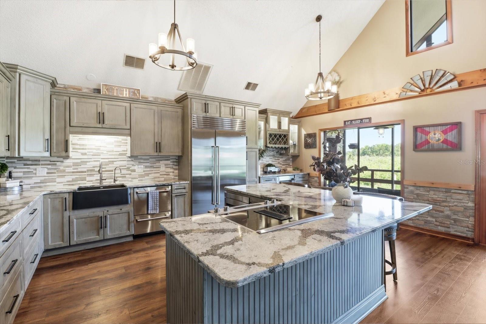 1471 N LAGOON PT, INVERNESS, FL, 34453