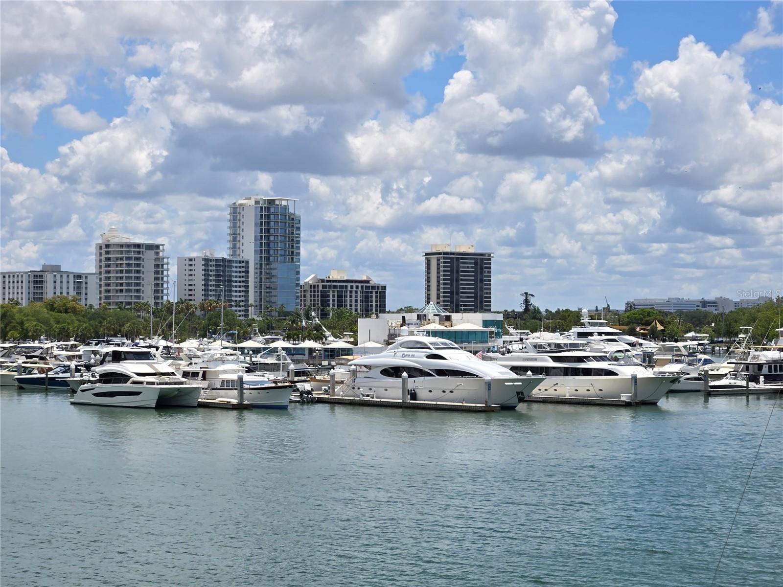 650 GOLDEN GATE PT #301, SARASOTA, FL, 34236