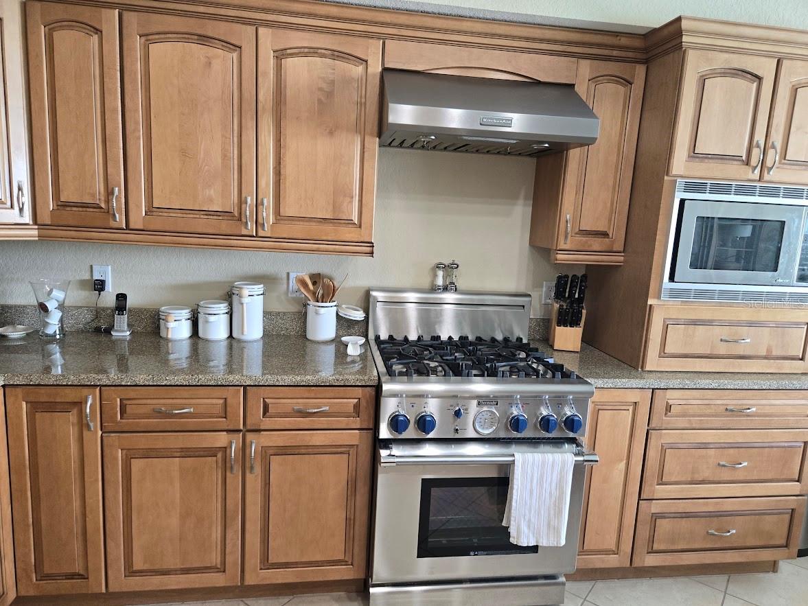 650 GOLDEN GATE PT #301, SARASOTA, FL, 34236
