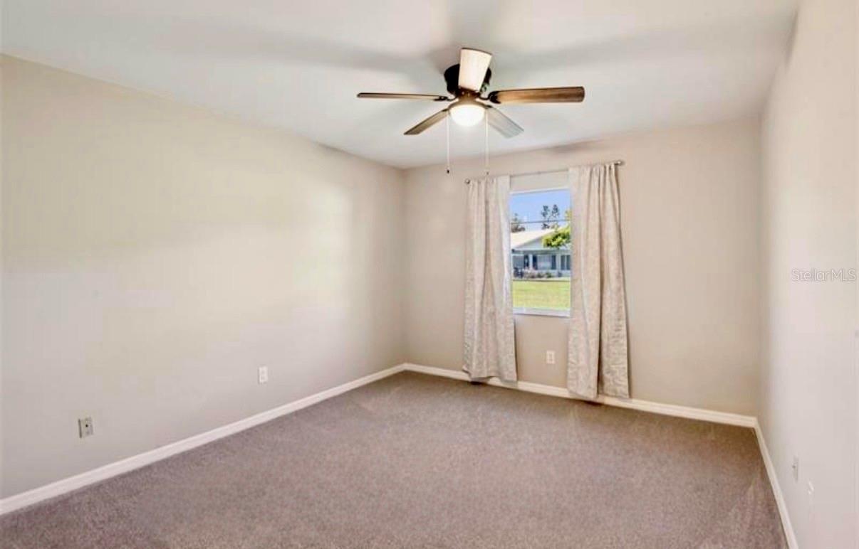 2304 GLENMORE CIR #327, SUN CITY CENTER, FL, 33573