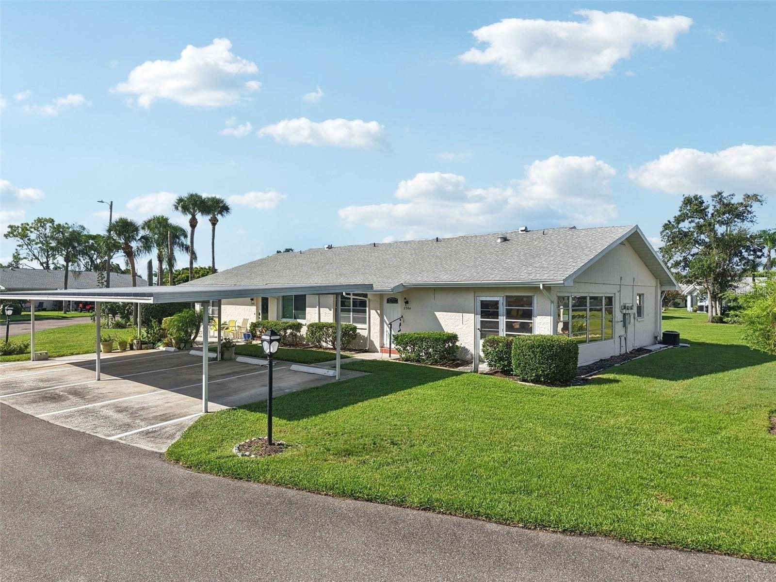 2304 GLENMORE CIR #327, SUN CITY CENTER, FL, 33573