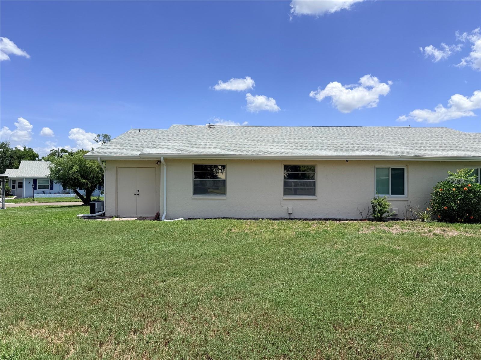 2304 GLENMORE CIR #327, SUN CITY CENTER, FL, 33573