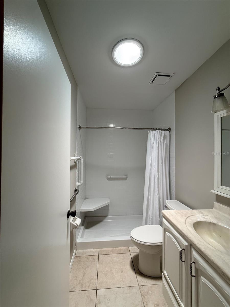 2304 GLENMORE CIR #327, SUN CITY CENTER, FL, 33573