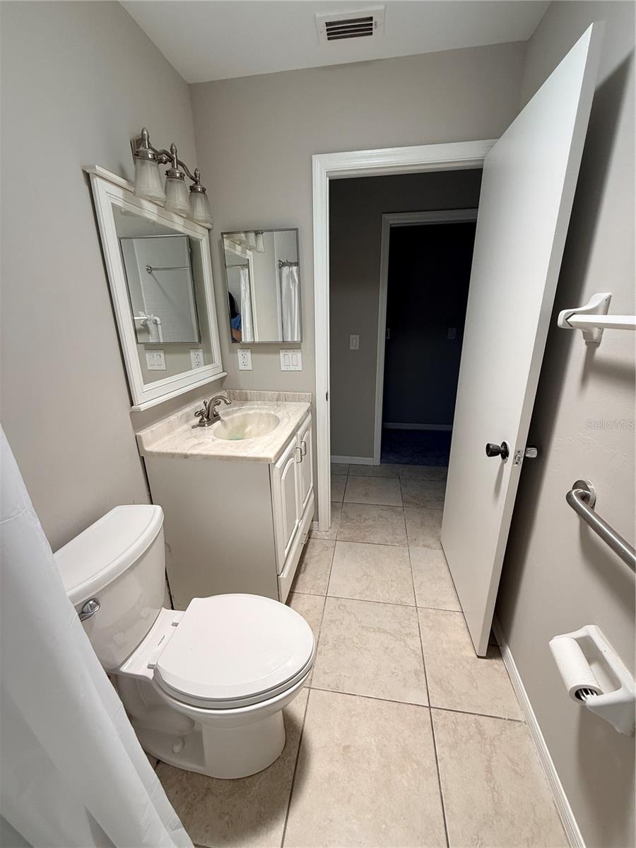 2304 GLENMORE CIR #327, SUN CITY CENTER, FL, 33573