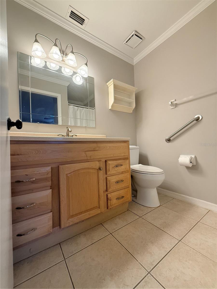 2304 GLENMORE CIR #327, SUN CITY CENTER, FL, 33573