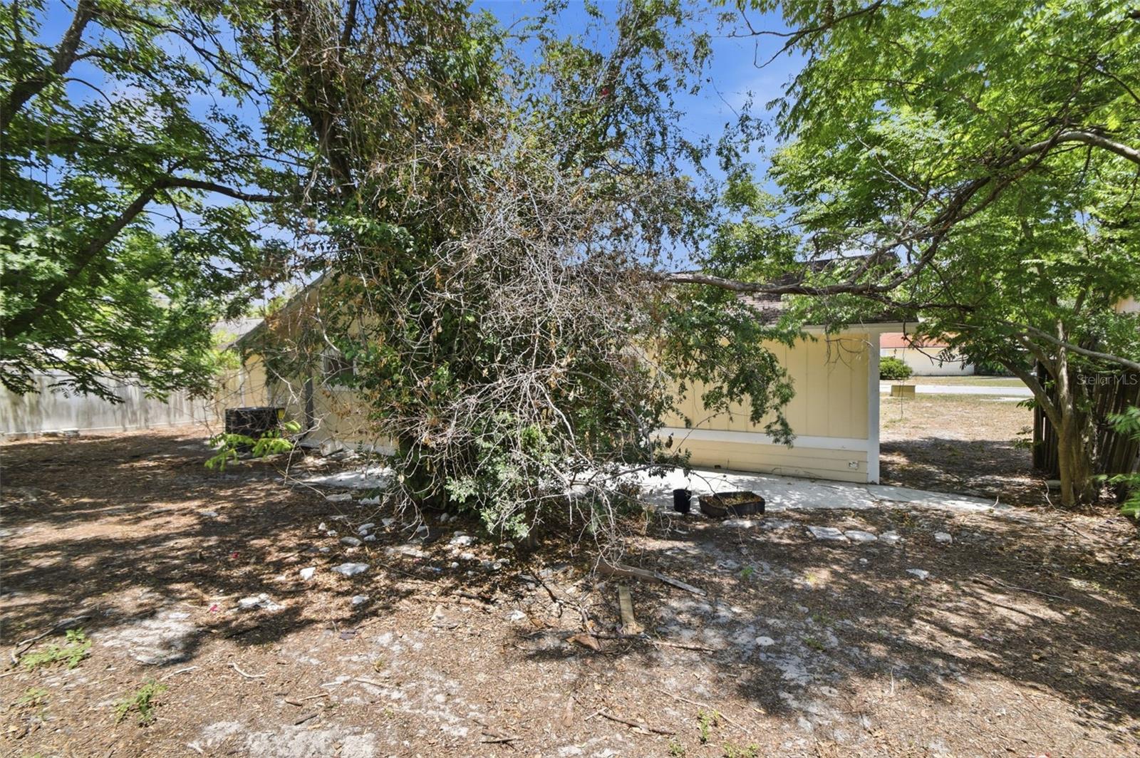 8412 RENALD BLVD, TAMPA, FL, 33637