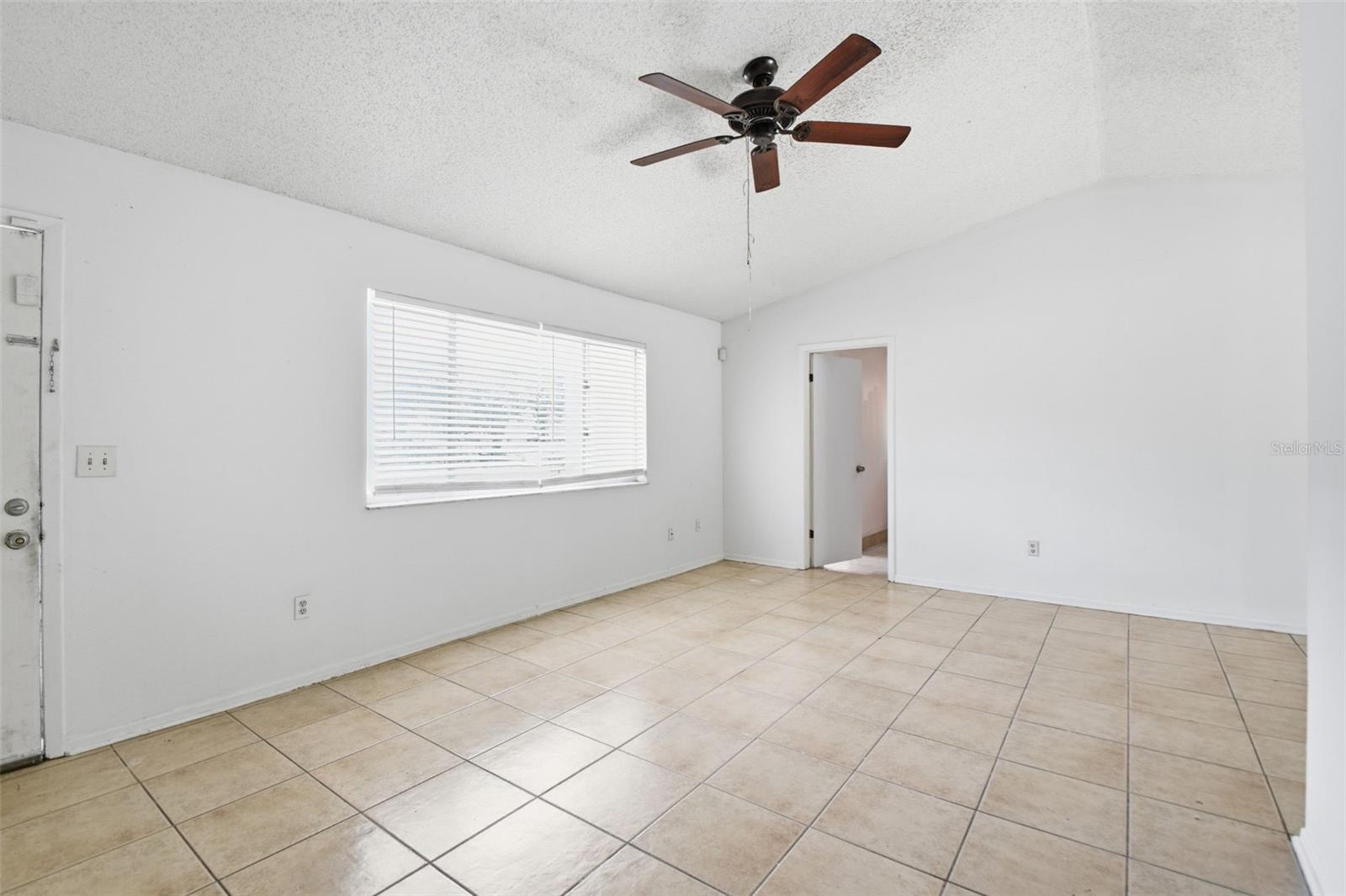 8412 RENALD BLVD, TAMPA, FL, 33637