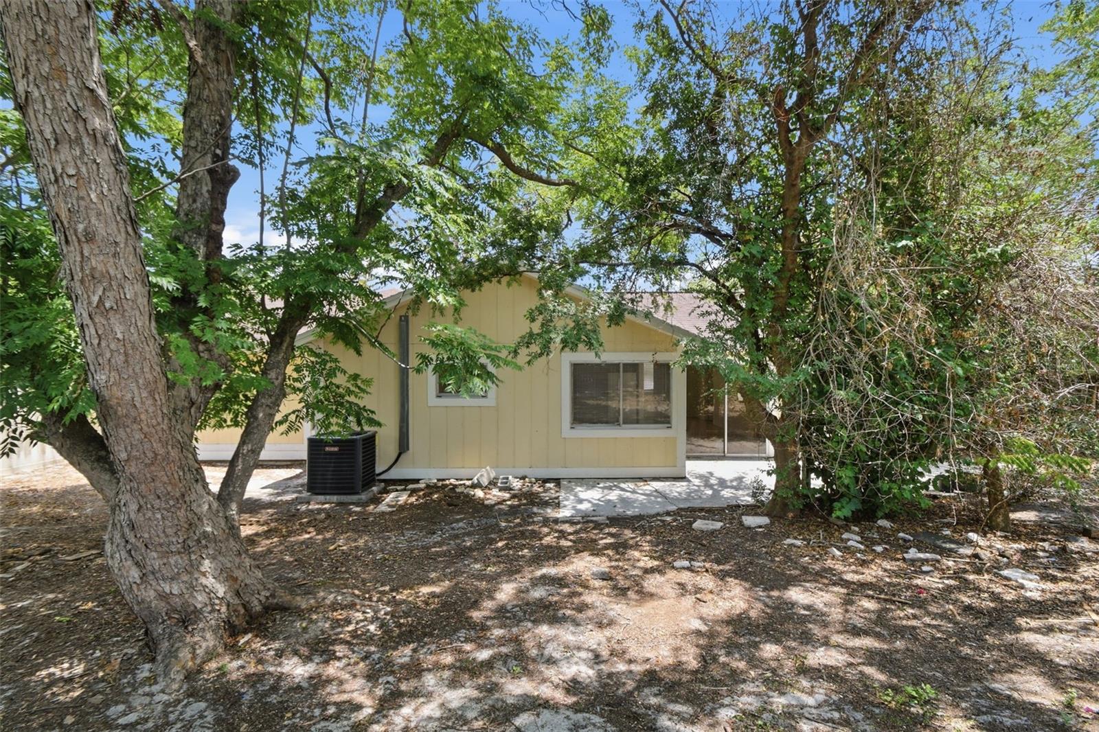 8412 RENALD BLVD, TAMPA, FL, 33637